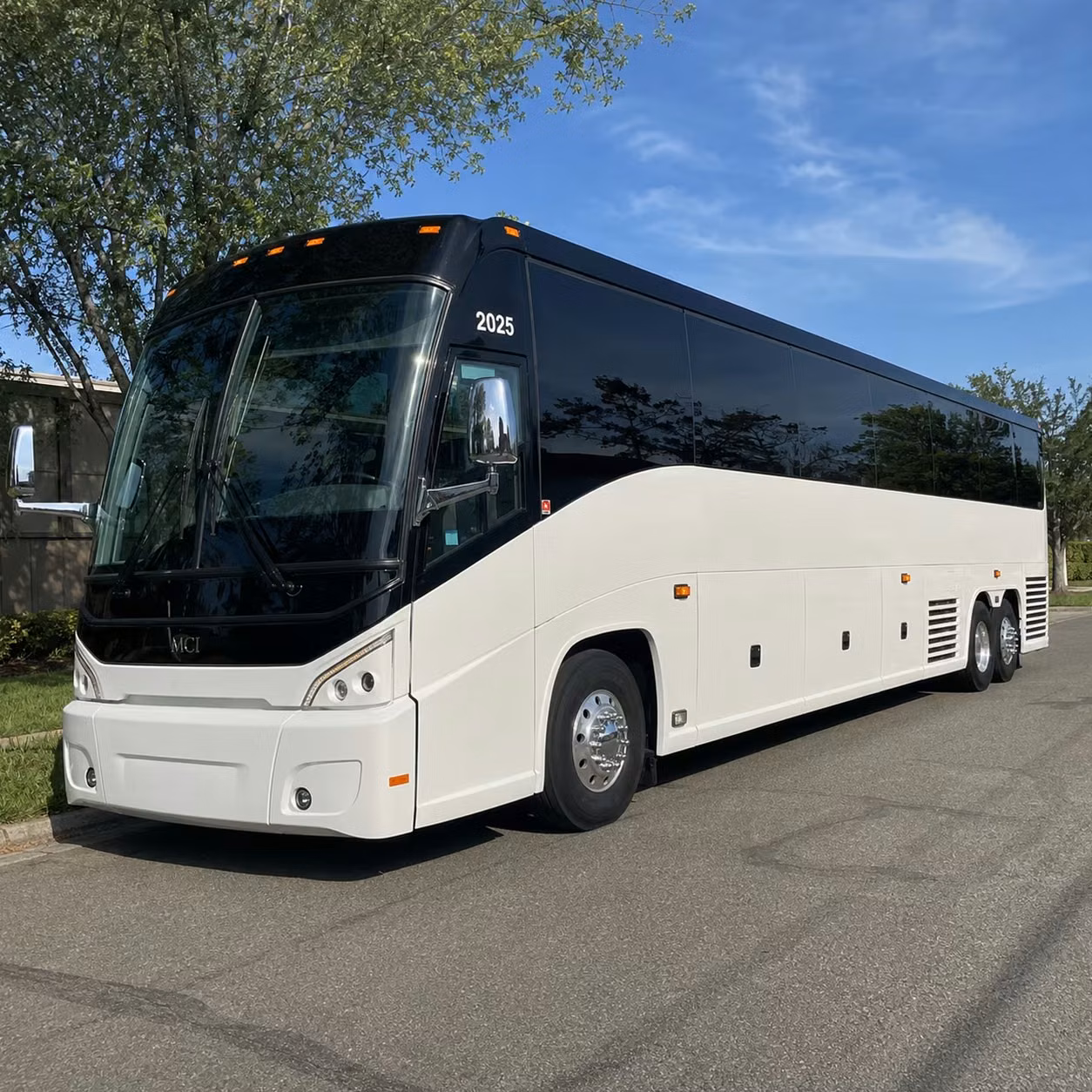 book long distance transportation in kirkland or any city nearby