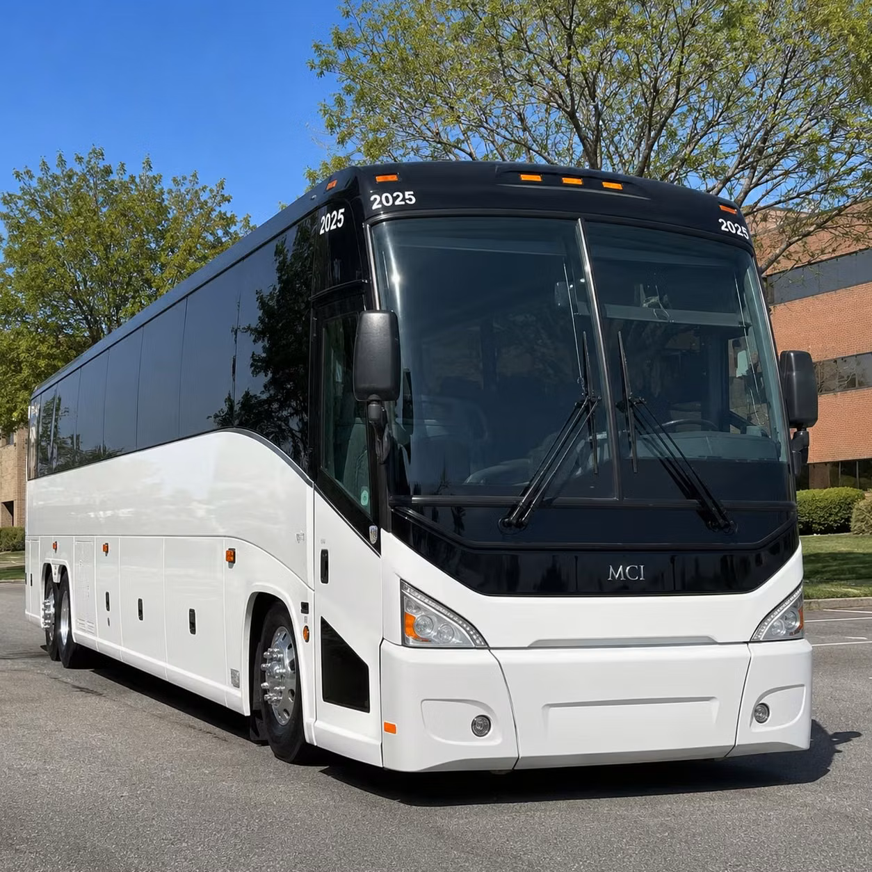 charterbusrentalkirklandwa com can help you plan multi venue concert nights across the seattle metro