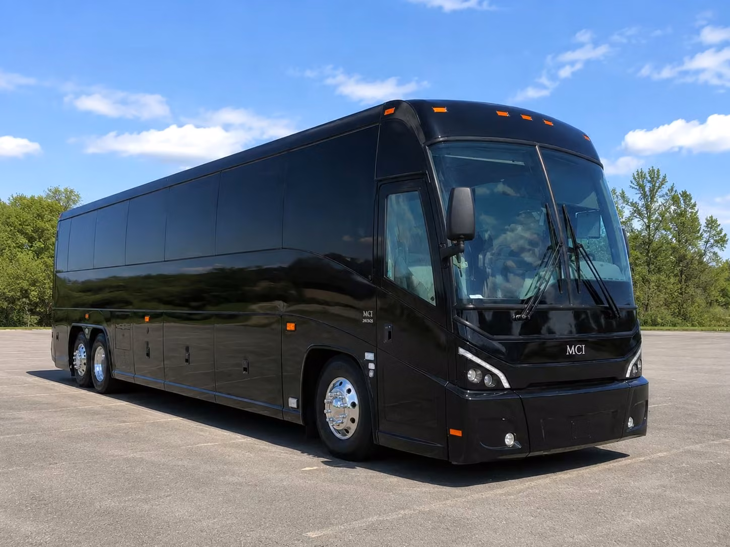 kirkland wedding shuttle bus rentals that keep your guests happy all day long