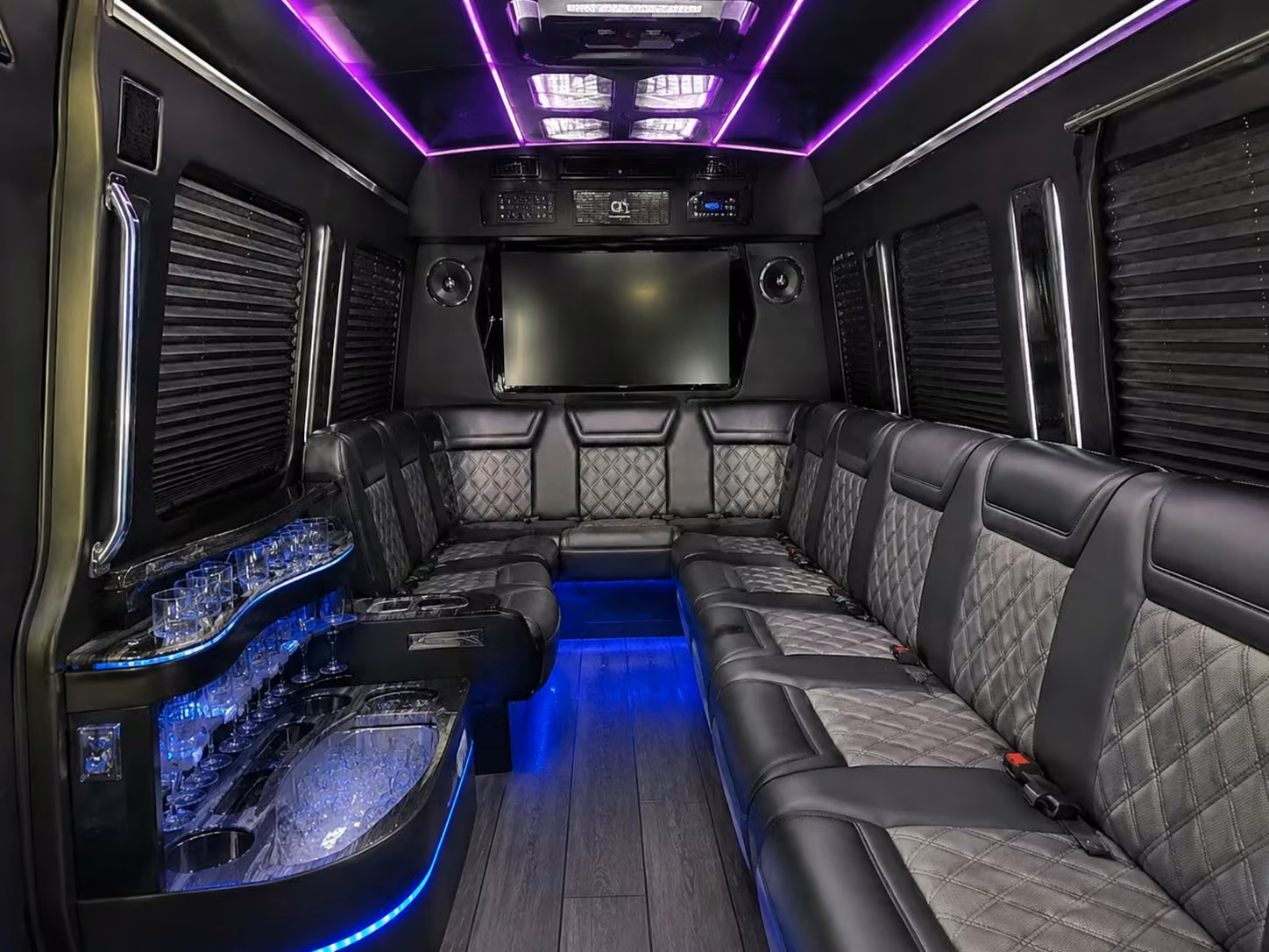 school field trip and sports team transportation in kirkland wa