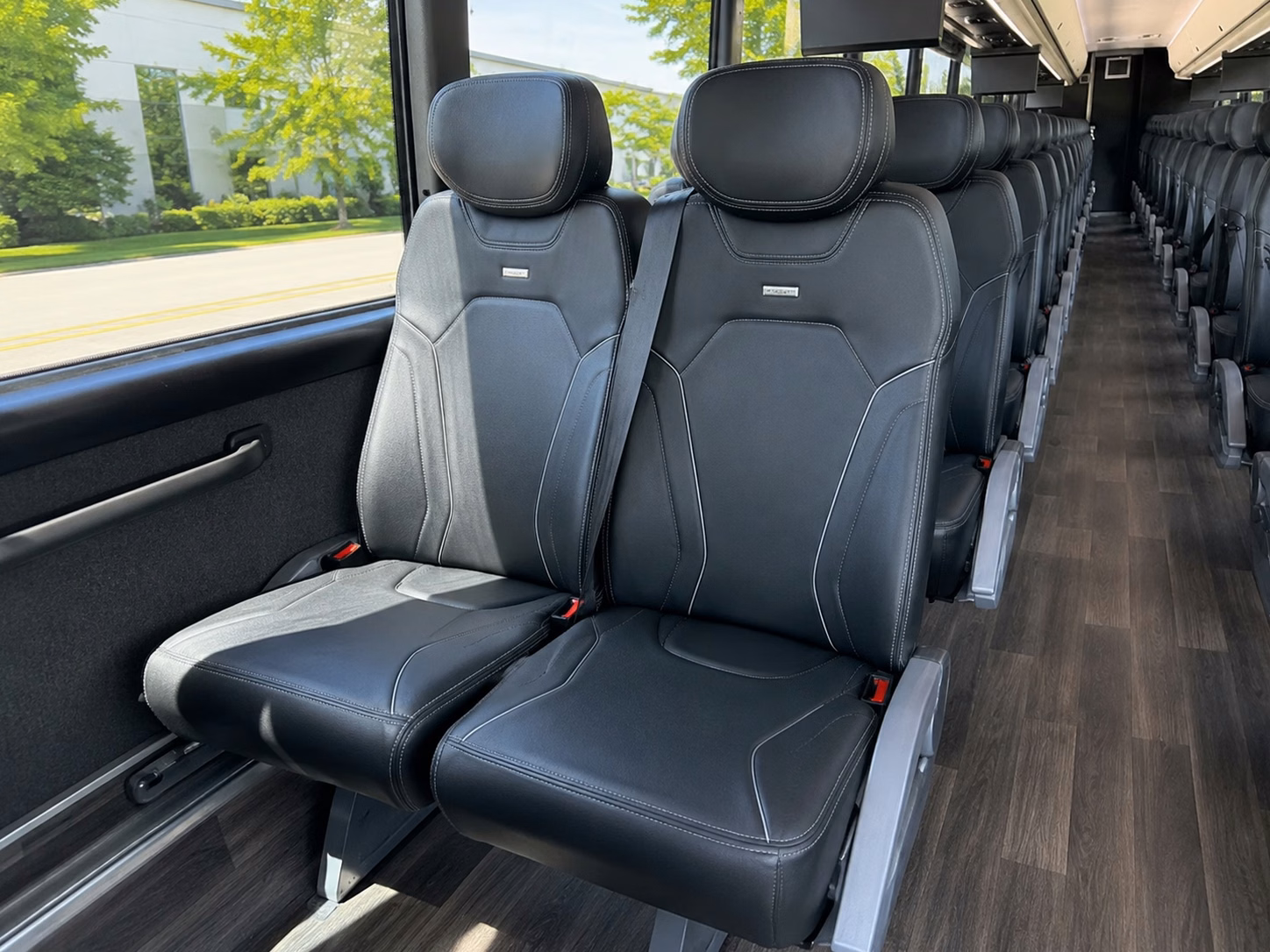 seahawks sounders and mariners fan shuttles from kirkland