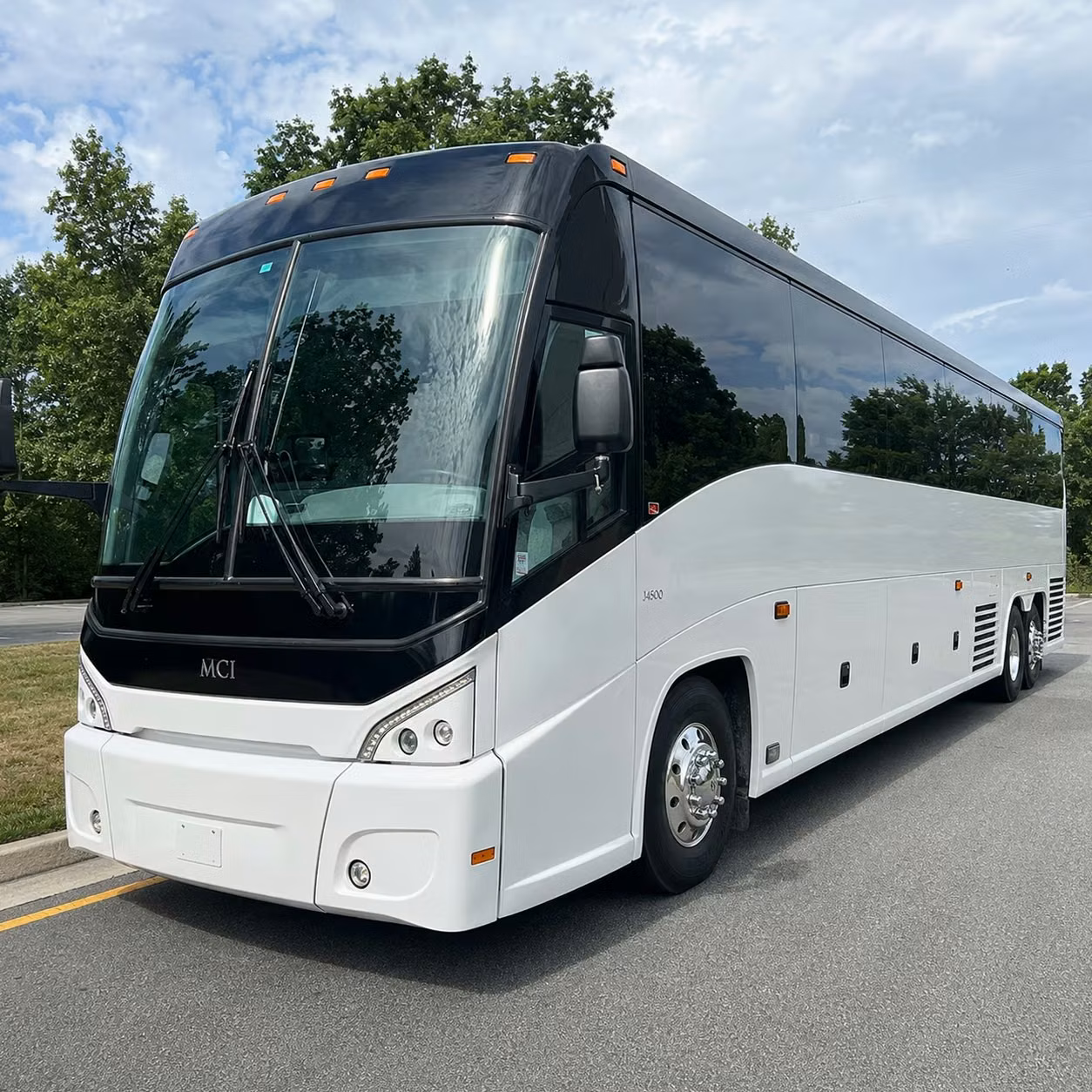 when your youth group is ready for a retreat charterbusrentalkirklandwa com has the right bus